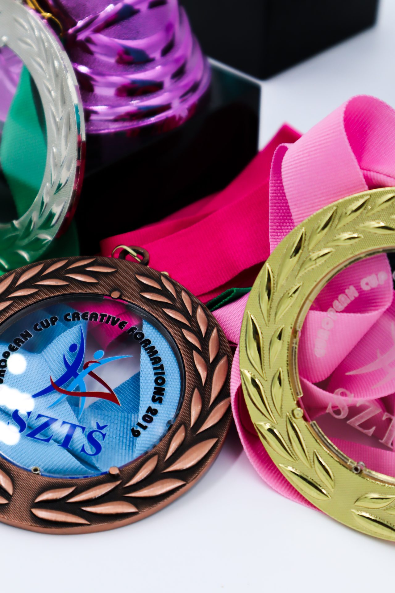 Trendy v športových trofejach 2026